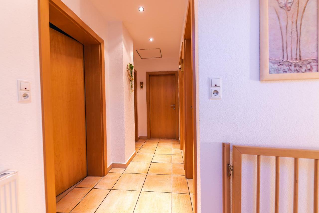Haus Viktoria Apartment Langenfeld Exterior photo